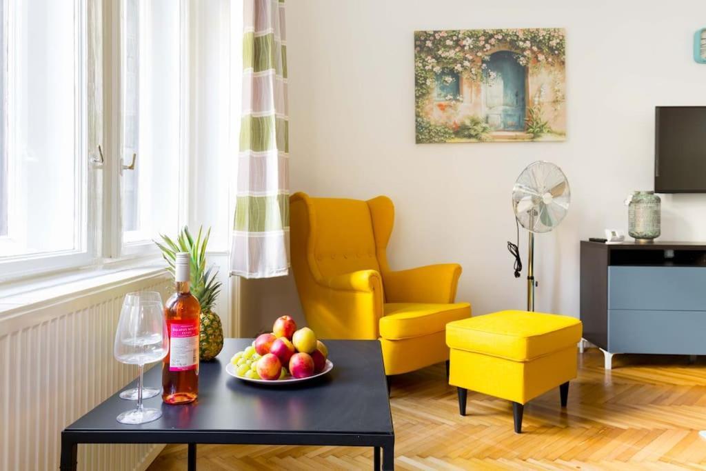 Hidden Gem 1 Bedroom Next To Opera * בודפשט